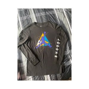Boys long sleeve top in excellent condition